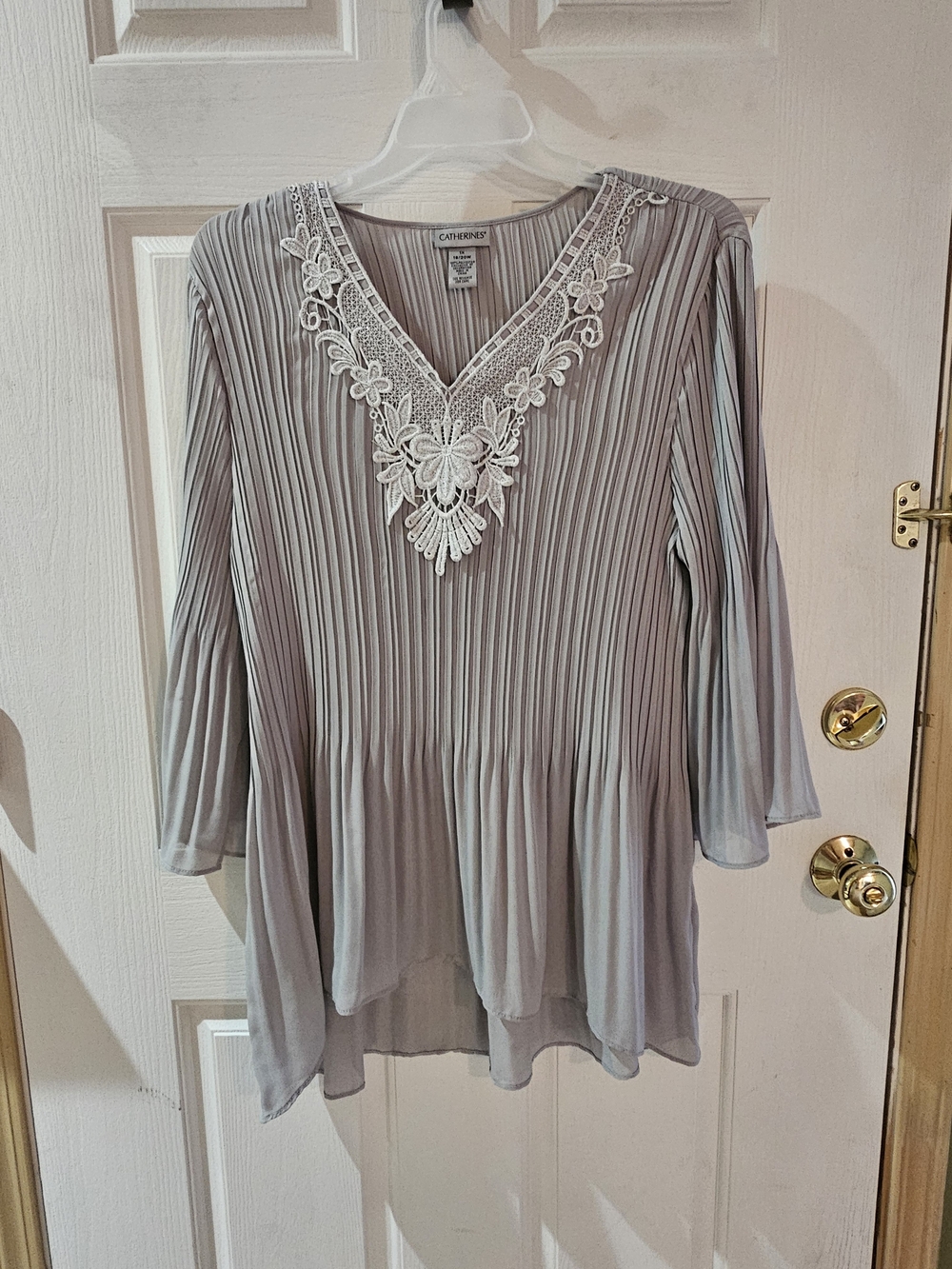 Plus Size Catherines Light Gray Pleated V-Neck Floral Lace Tunic Top